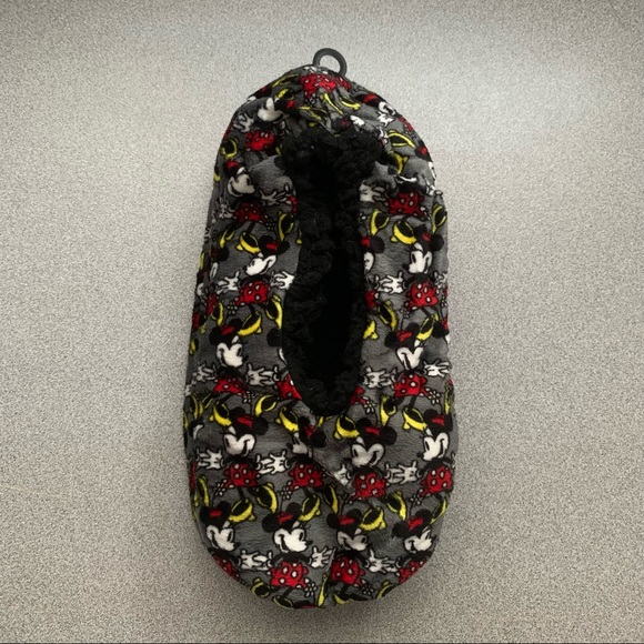 Fuzzy Babba Disney Minnie Mouse Slipper Socks - Picture 3 of 3